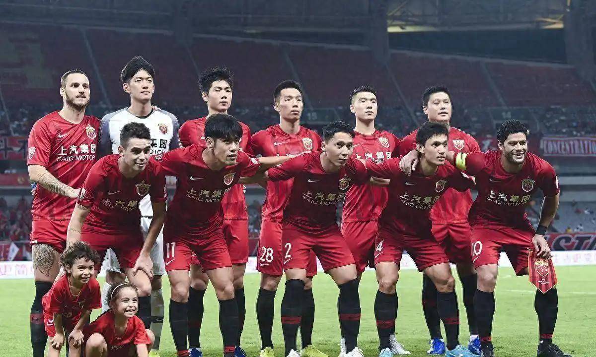 华体会登录包含阿贾克斯迎亚冠关键赛,国际比赛日内部沟通,目标明确,资深球员宣示担当的词条